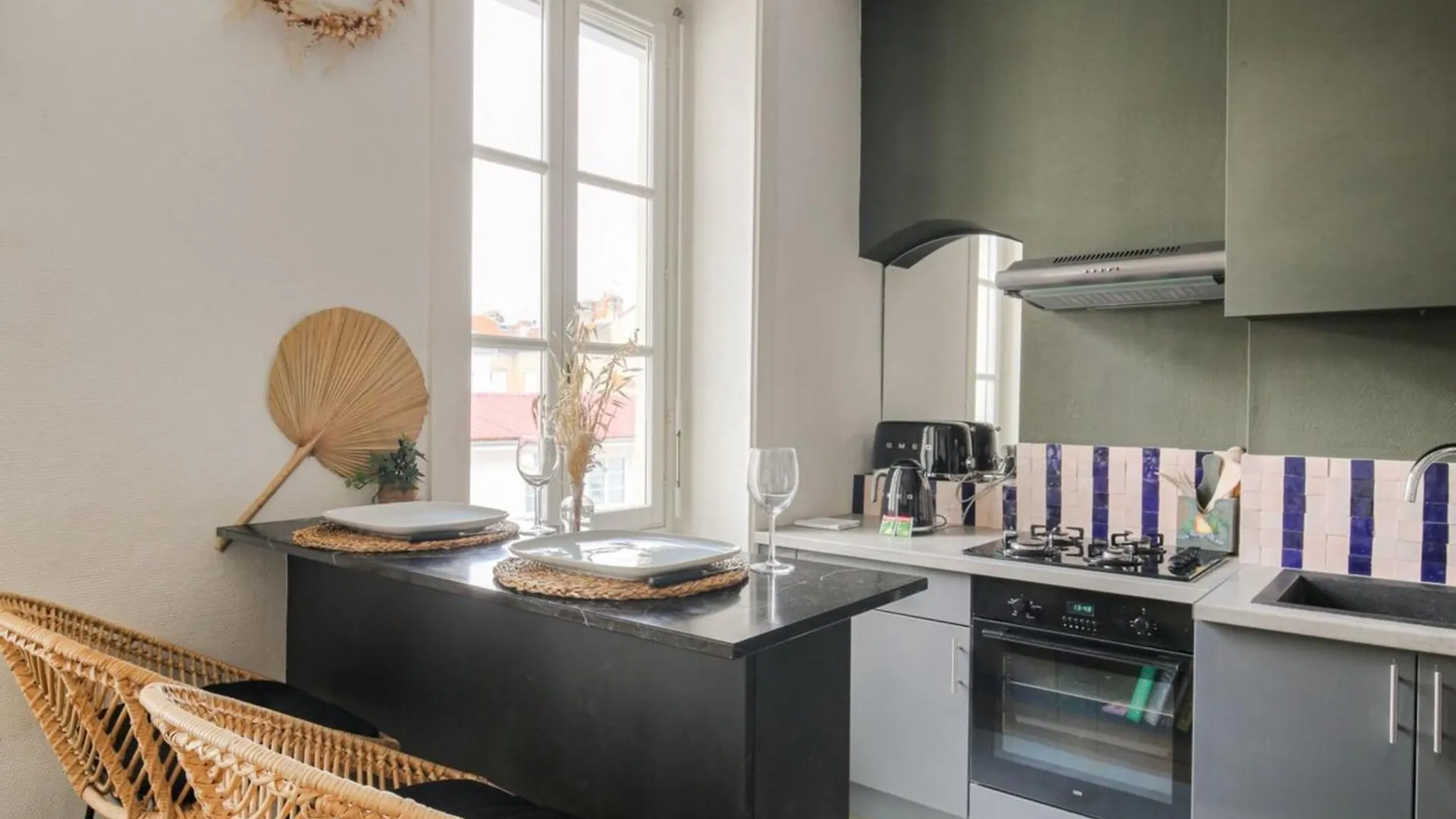 Charmant Et Caractere Proche Tete D'Or Lyon Appartement